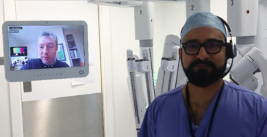 Image for Dudley Group consultant delivers a UK first in renal robotic surgery