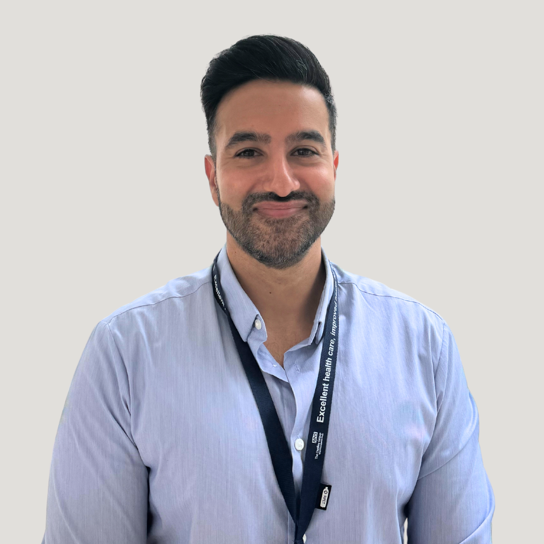 Headshot of Dr Mohit Mandiratta